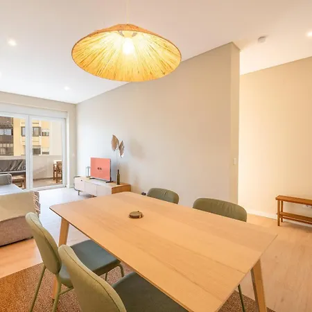 Lejlighed Guestready-charming Coastal Getaway Almada