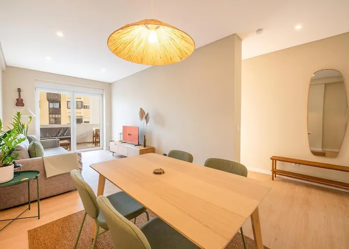 Lejlighed Guestready-charming Coastal Getaway Almada