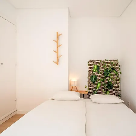 Guestready-charming Coastal Getaway Almada