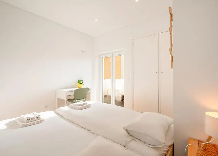 Guestready-charming Coastal Getaway * Almada